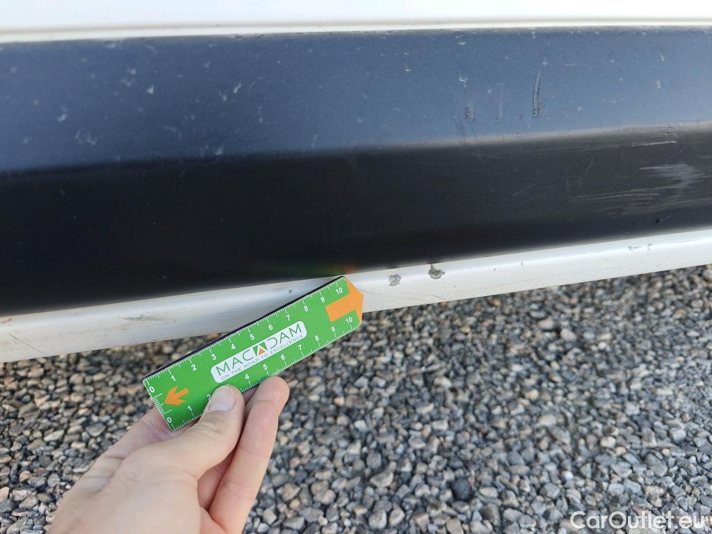  Opel  Vivaro OPEL  / 2019 / 4P / furgón 1.5 Diésel 74kW (100CV) M Std Express #59