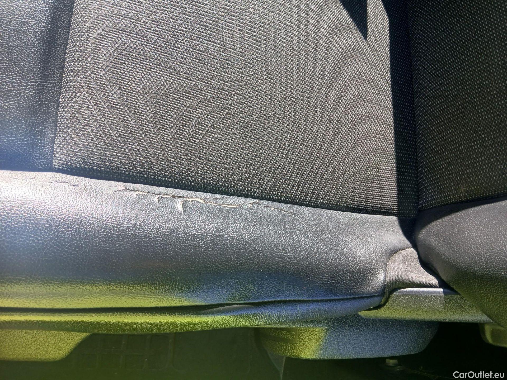  Opel  Vivaro OPEL  / 2019 / 4P / furgón 1.5 Diésel 74kW(100CV)M Std Exp #14