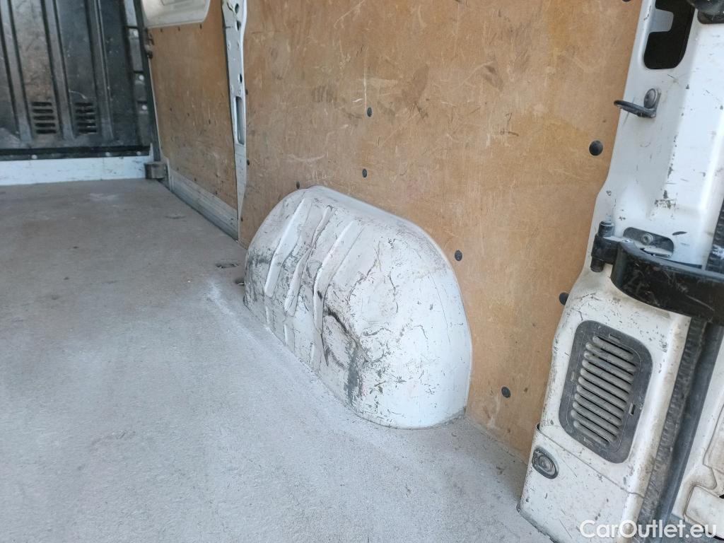  Opel  Movano OPEL  / 2019 / 4P / furgón 2.3 CDTI 99kW (135CV) L2 H2 F 3.5t #9