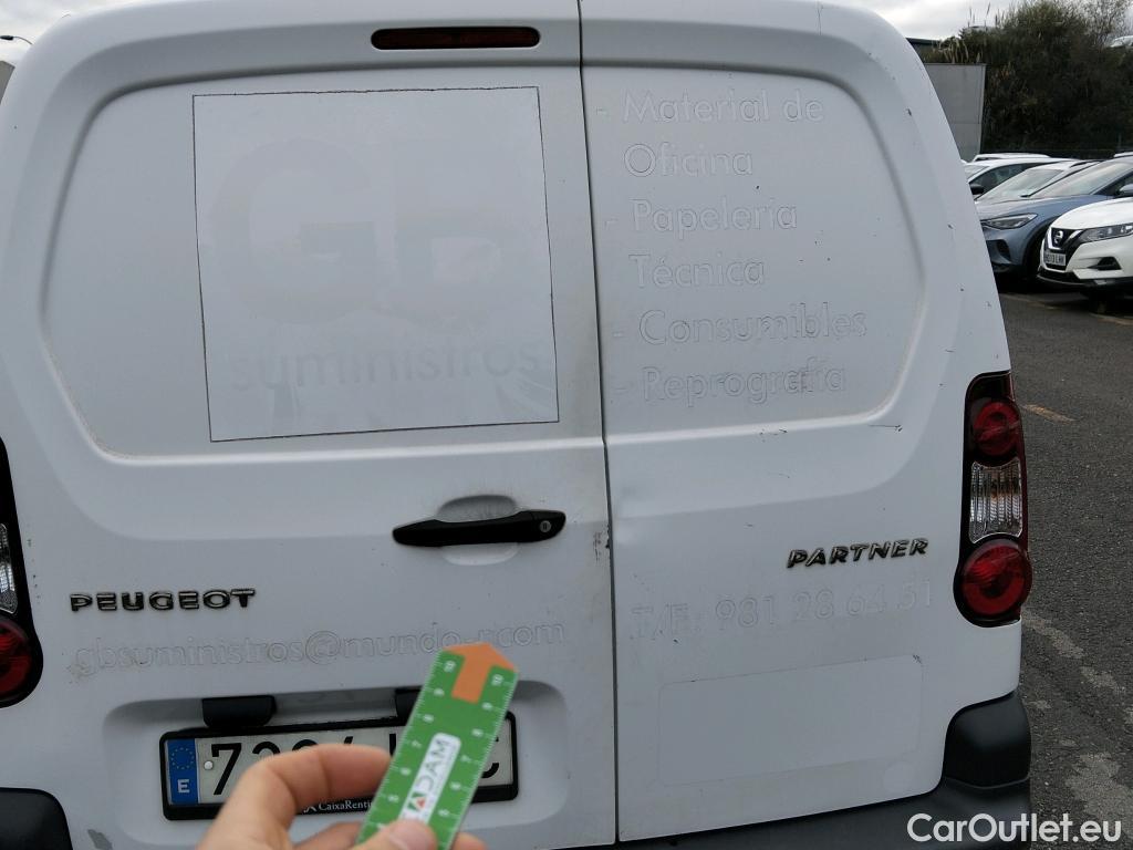  Peugeot  Partner PEUGEOT  / 2015 / 3P / furgón derivado de turismo Furgón Confort L1 BlueHDi 73KW (100CV) #30