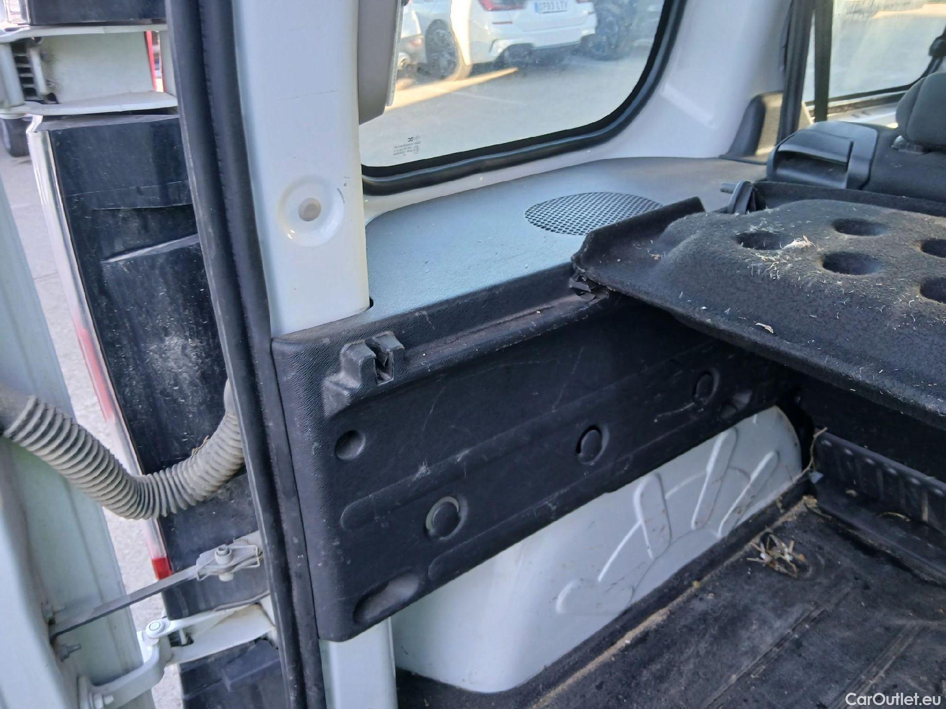  Renault  Kangoo RENAULT  Combi / 2013 / 4P / combi Profesional M1-AF Blue dCi 70 kW (95CV) (CX) #29