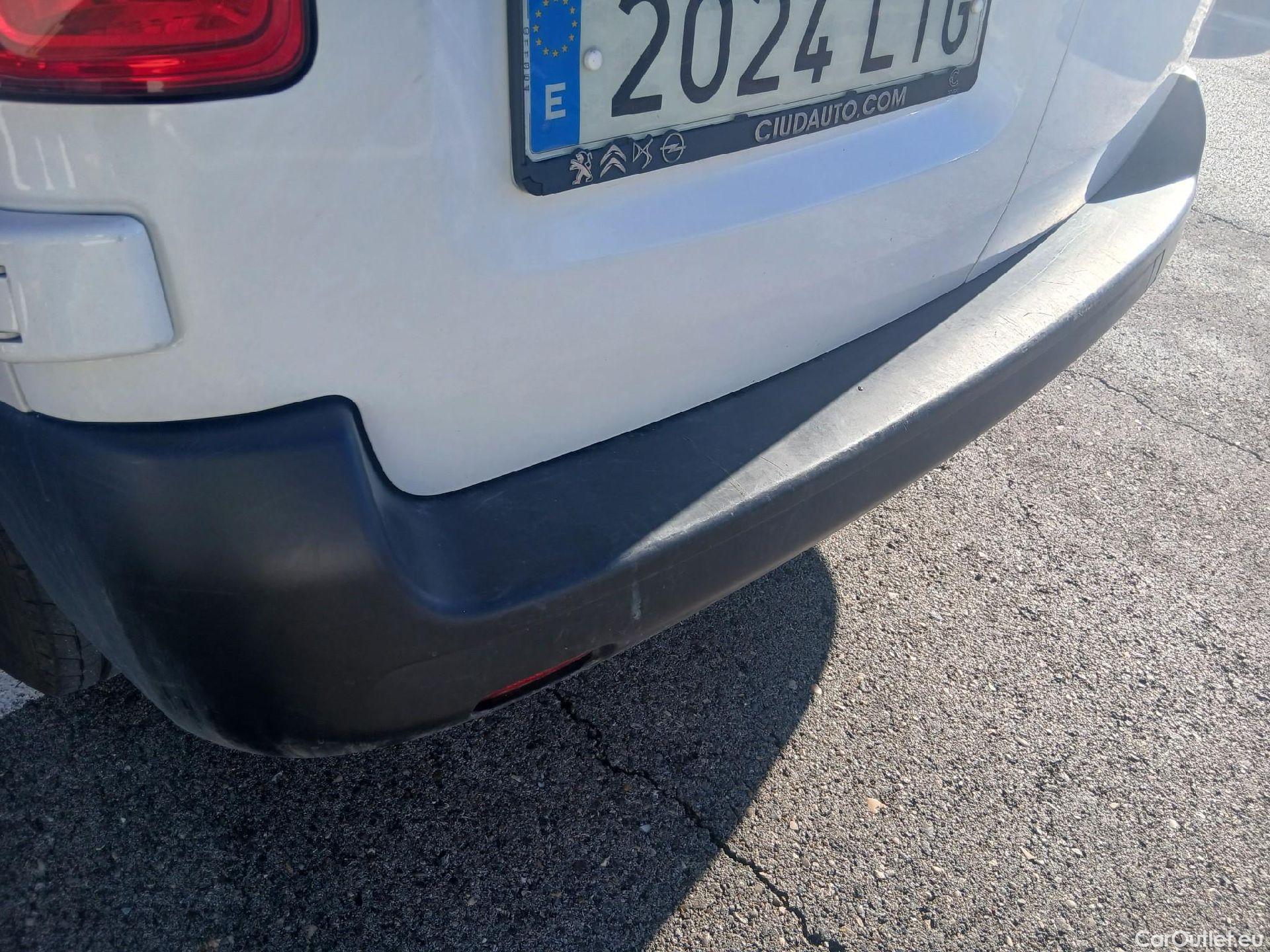  Opel  Vivaro OPEL  / 2019 / 4P / furgón 1.5 Diésel 74kW(100CV)M Std Exp #34