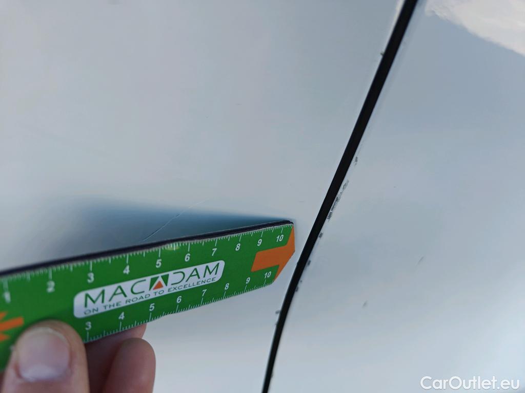  Opel  Vivaro OPEL  / 2019 / 4P / furgón 1.5 Diésel 74kW (100CV) M Std Express #31