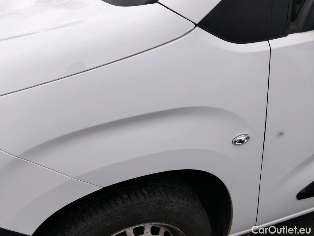  Peugeot  Partner PEUGEOT  / 2018 / 4P / furgón derivado de turismo Premium Standard 600kg BlueHDi 73kW #19