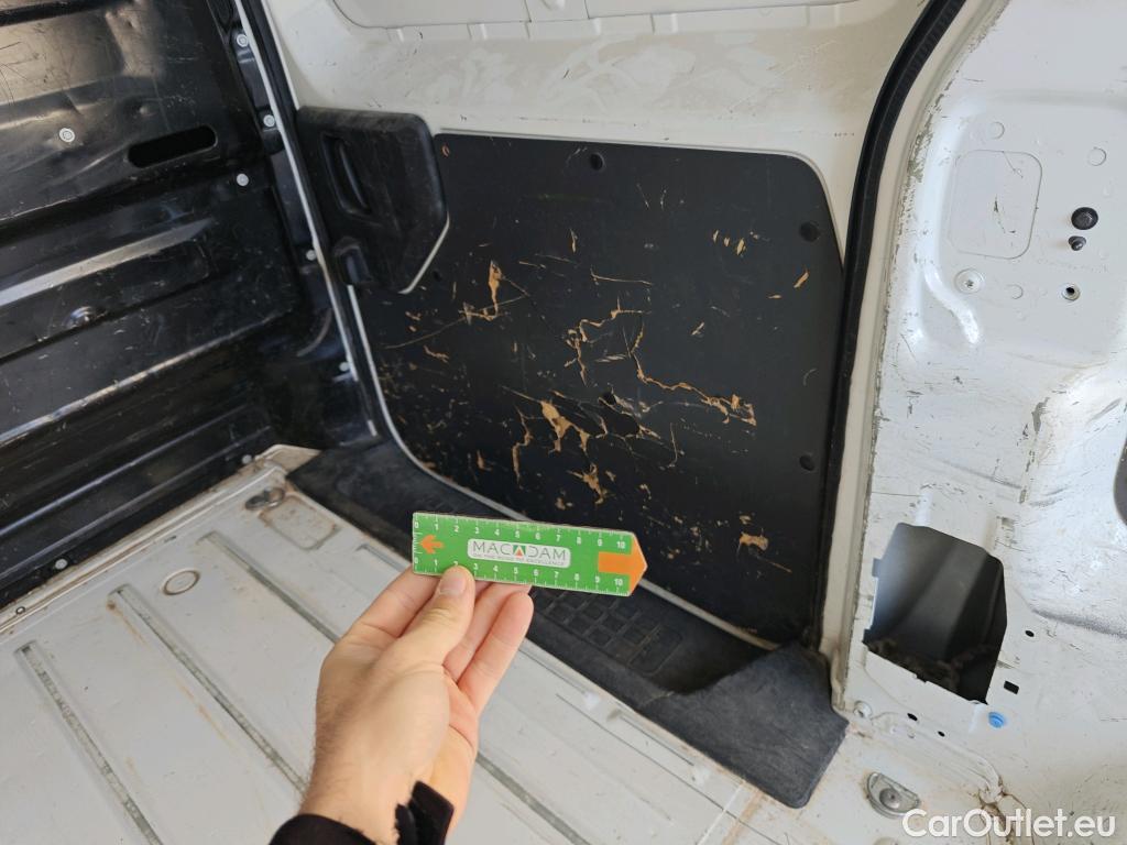  Opel  Vivaro OPEL  / 2019 / 4P / furgón 1.5 Diésel 74kW (100CV) M Std Express #1