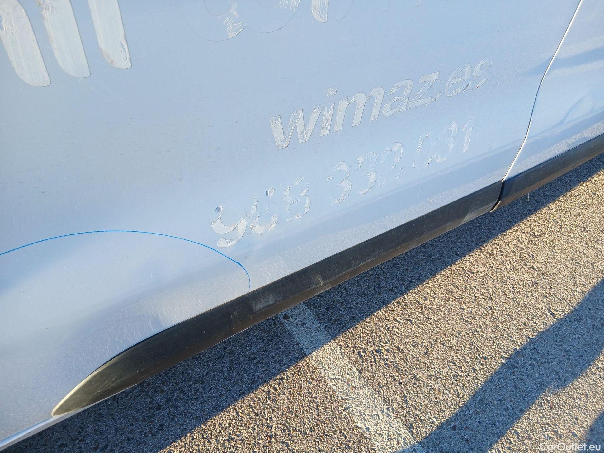  Peugeot  Expert PEUGEOT  Furgón Pro 2.0 BlueHDi 120 S&S Standard #40