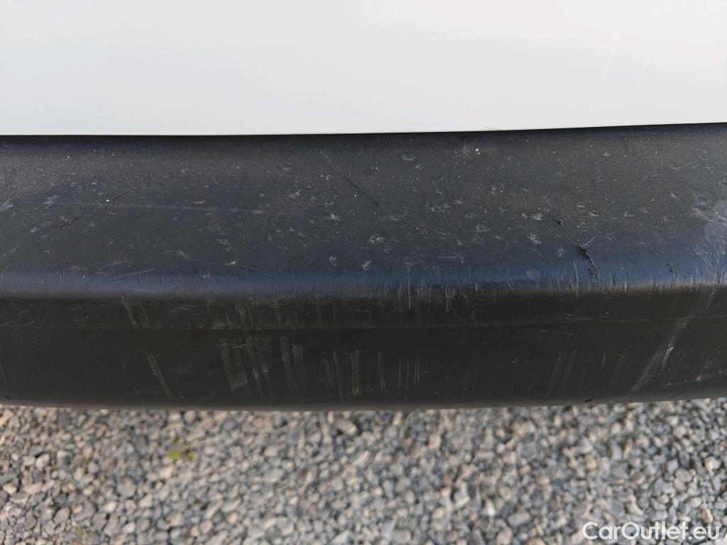  Opel  Vivaro OPEL  / 2019 / 4P / furgón 1.5 Diésel 74kW (100CV) M Std Express #45