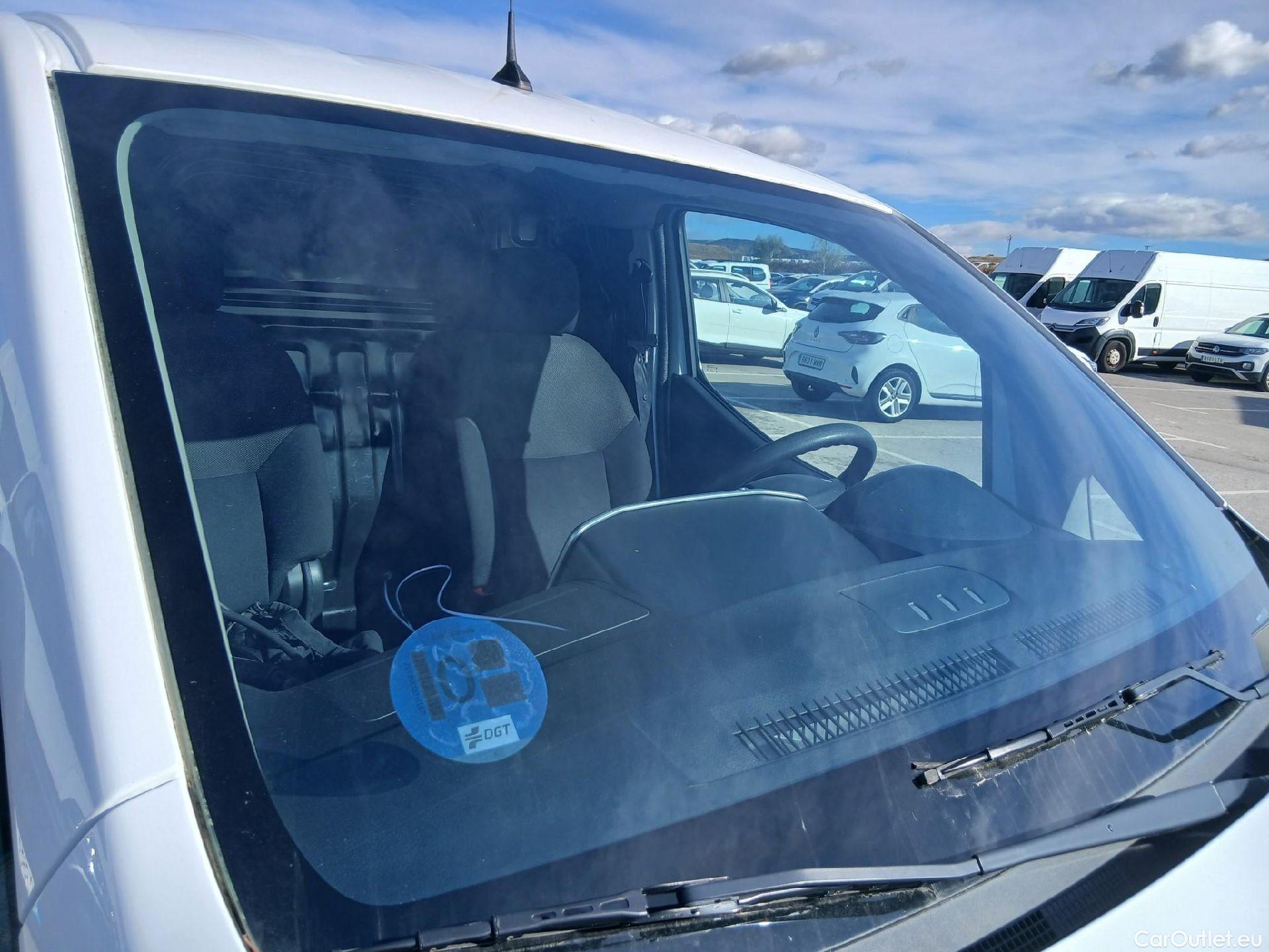  Nissan  NV200 NISSAN e- / 2009 / 5P / furgón Furgón 5p 40 kWh COMFORT #14