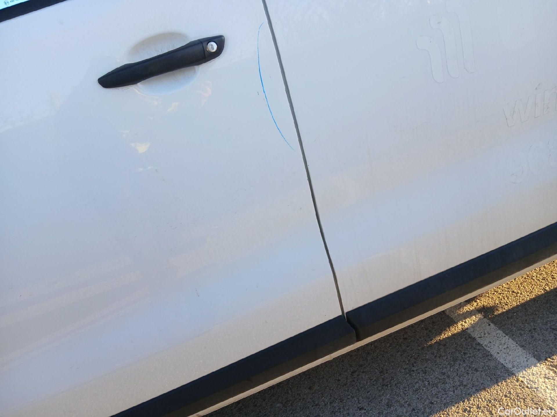  Peugeot  Expert PEUGEOT  Furgón Pro 2.0 BlueHDi 120 S&S Standard #25