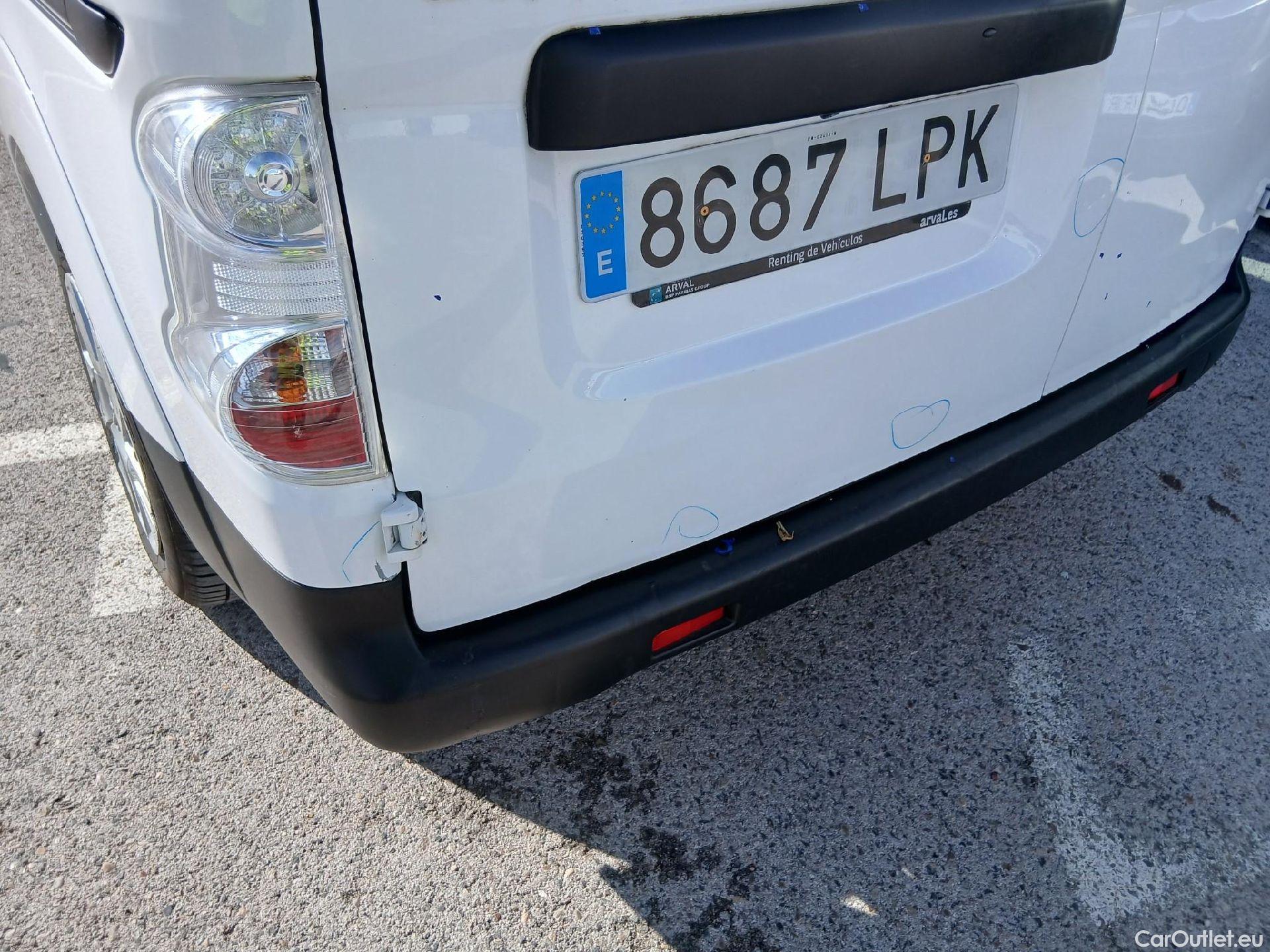  Nissan  NV200 NISSAN e- / 2009 / 5P / furgón Furgón 5p 40 kWh COMFORT #23