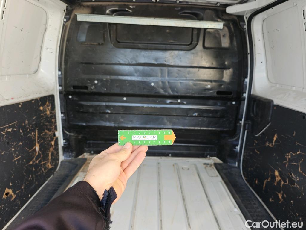  Opel  Vivaro OPEL  / 2019 / 4P / furgón 1.5 Diésel 74kW (100CV) M Std Express #27