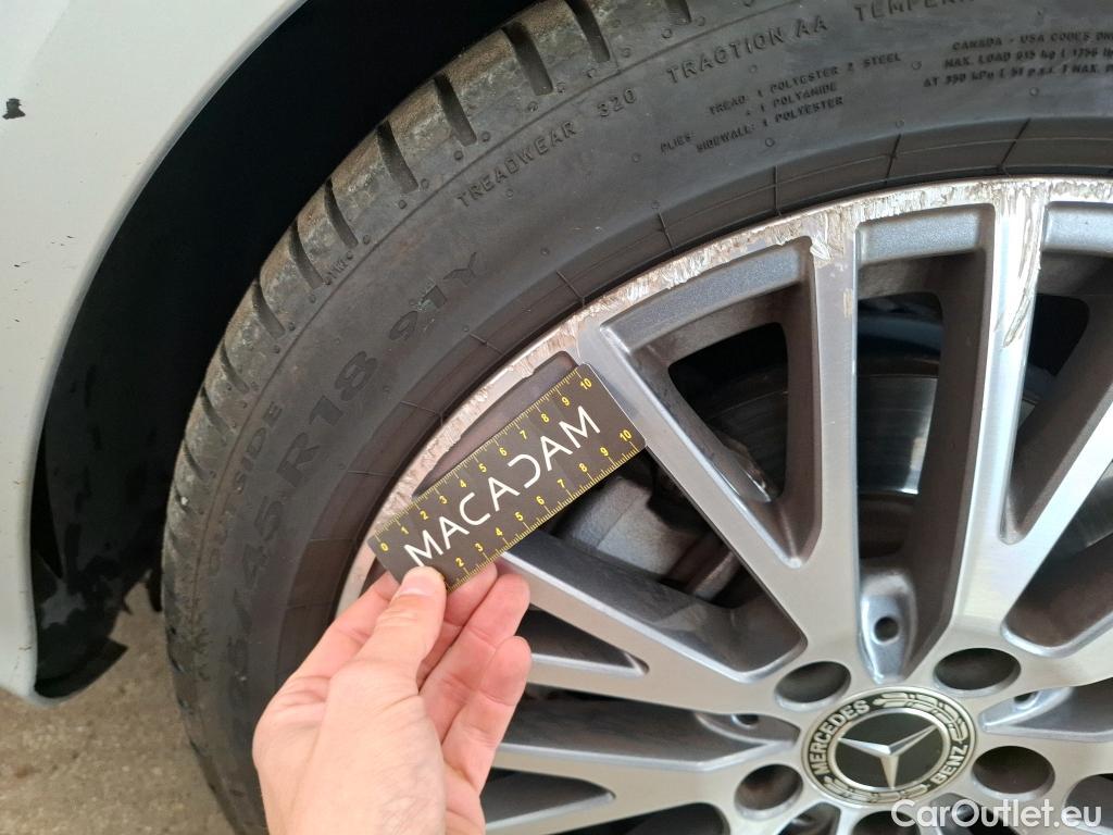  Mercedes  CLA-Klasse MERCEDES-BENZ CLA Coupe  2019  4P  Coupé CLA 180 d Business Line BA8 #3