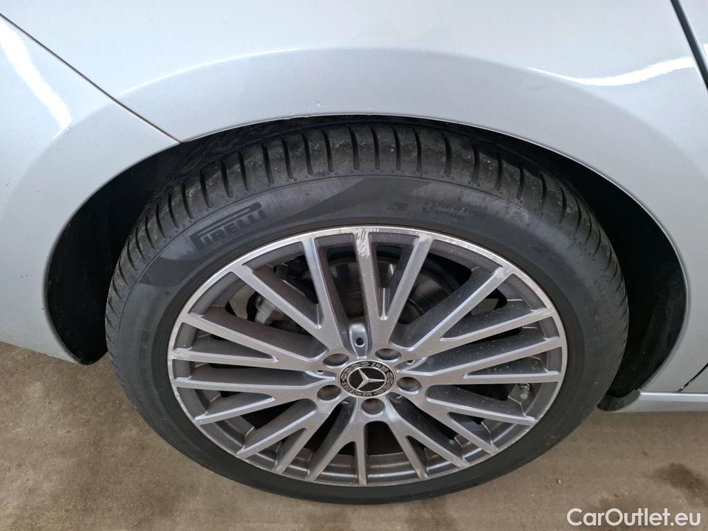  Mercedes  CLA-Klasse MERCEDES-BENZ CLA Coupe  2019  4P  Coupé CLA 180 d Business Line BA8 #37