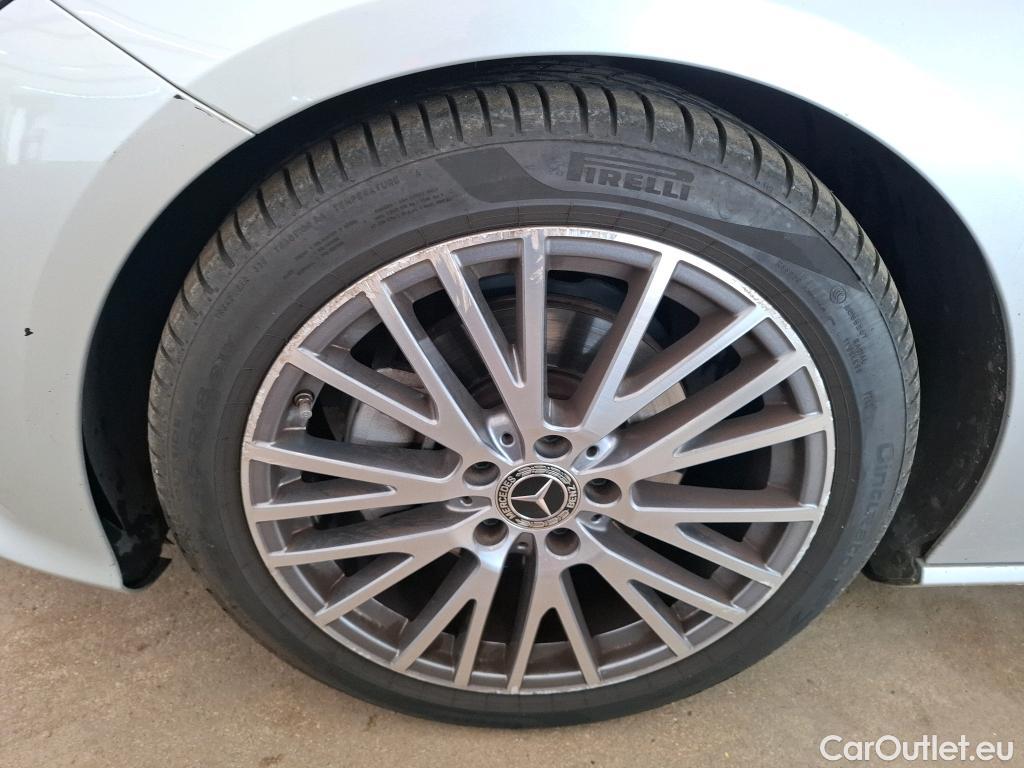  Mercedes  CLA-Klasse MERCEDES-BENZ CLA Coupe  2019  4P  Coupé CLA 180 d Business Line BA8 #2