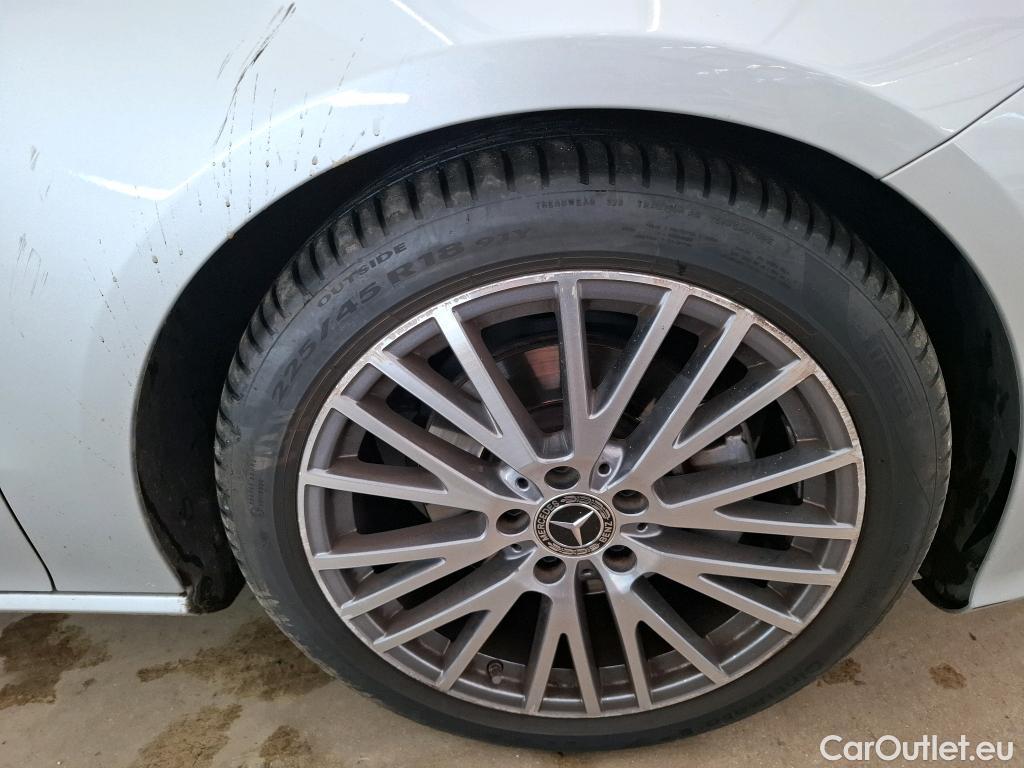  Mercedes  CLA-Klasse MERCEDES-BENZ CLA Coupe  2019  4P  Coupé CLA 180 d Business Line BA8 #43