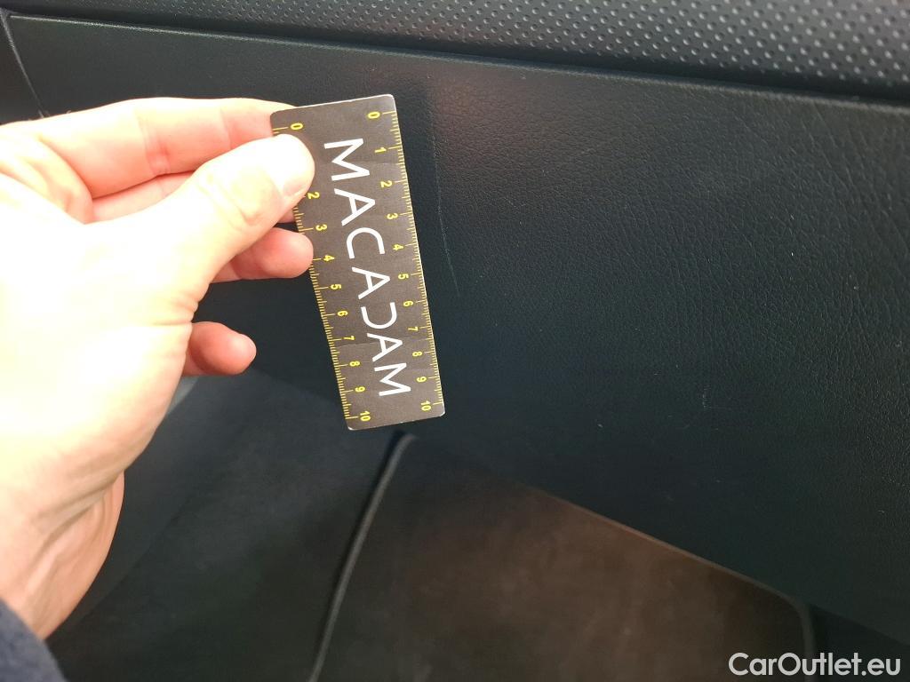  Mercedes  CLA-Klasse MERCEDES-BENZ CLA Coupe  2019  4P  Coupé CLA 180 d Business Line BA8 #47