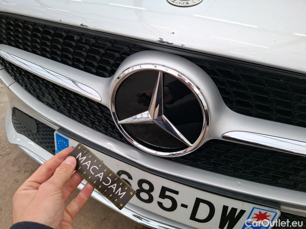  Mercedes  CLA-Klasse MERCEDES-BENZ CLA Coupe  2019  4P  Coupé CLA 180 d Business Line BA8 #60