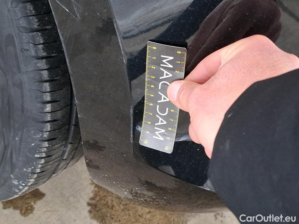  Nissan  Micra NISSAN  / 2016 / 5P / Berline IG-T 100 N-Connecta #2