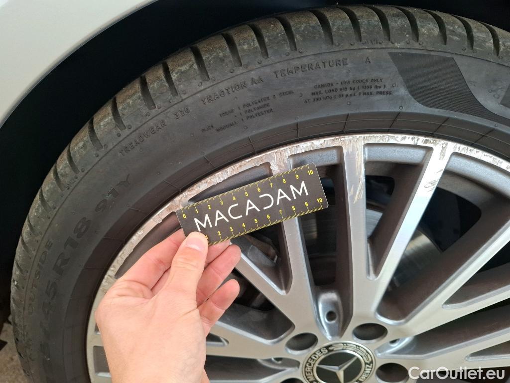  Mercedes  CLA-Klasse MERCEDES-BENZ CLA Coupe  2019  4P  Coupé CLA 180 d Business Line BA8 #4