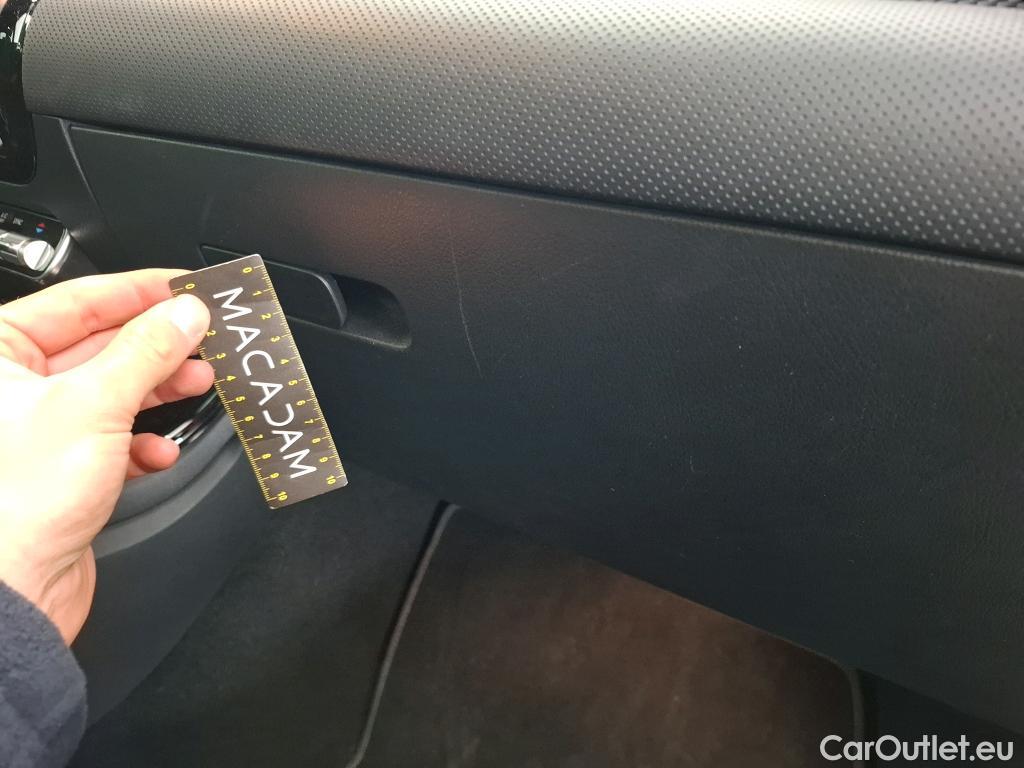  Mercedes  CLA-Klasse MERCEDES-BENZ CLA Coupe  2019  4P  Coupé CLA 180 d Business Line BA8 #46