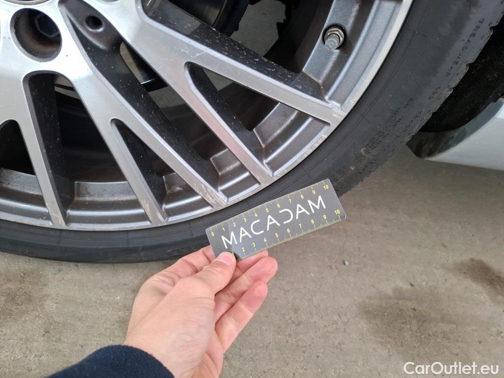  Mercedes  CLA-Klasse MERCEDES-BENZ CLA Coupe  2019  4P  Coupé CLA 180 d Business Line BA8 #41