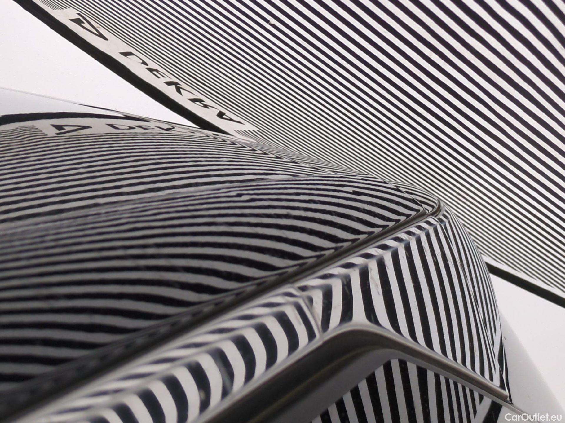  Peugeot  3008  GT Line 1.5 HDi 130CV BVA8 E6dT #54