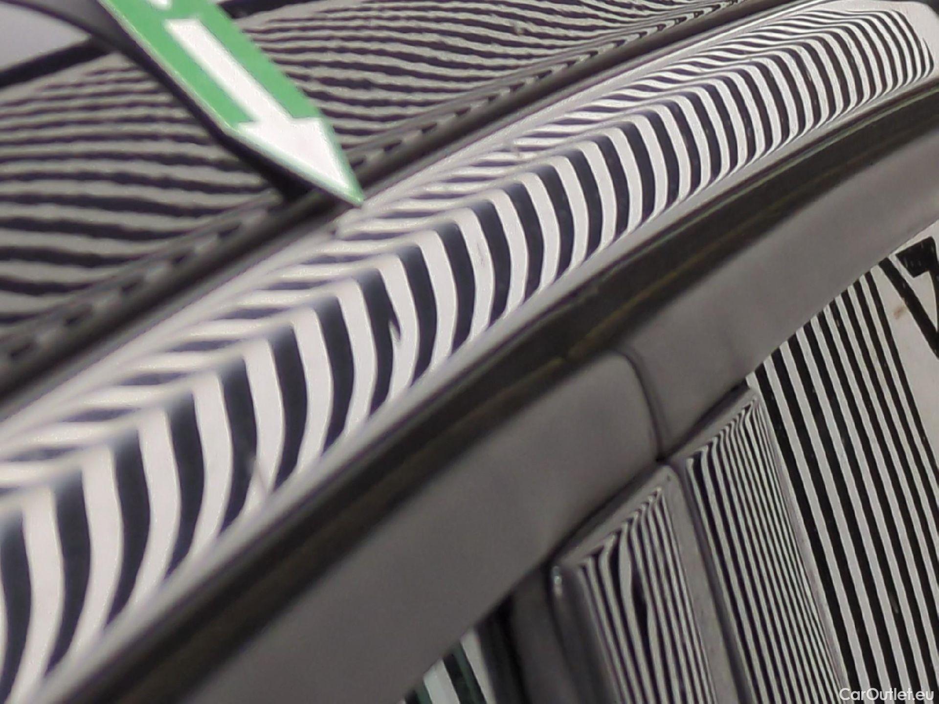  Peugeot  3008  GT Line 1.5 HDi 130CV BVA8 E6dT #50