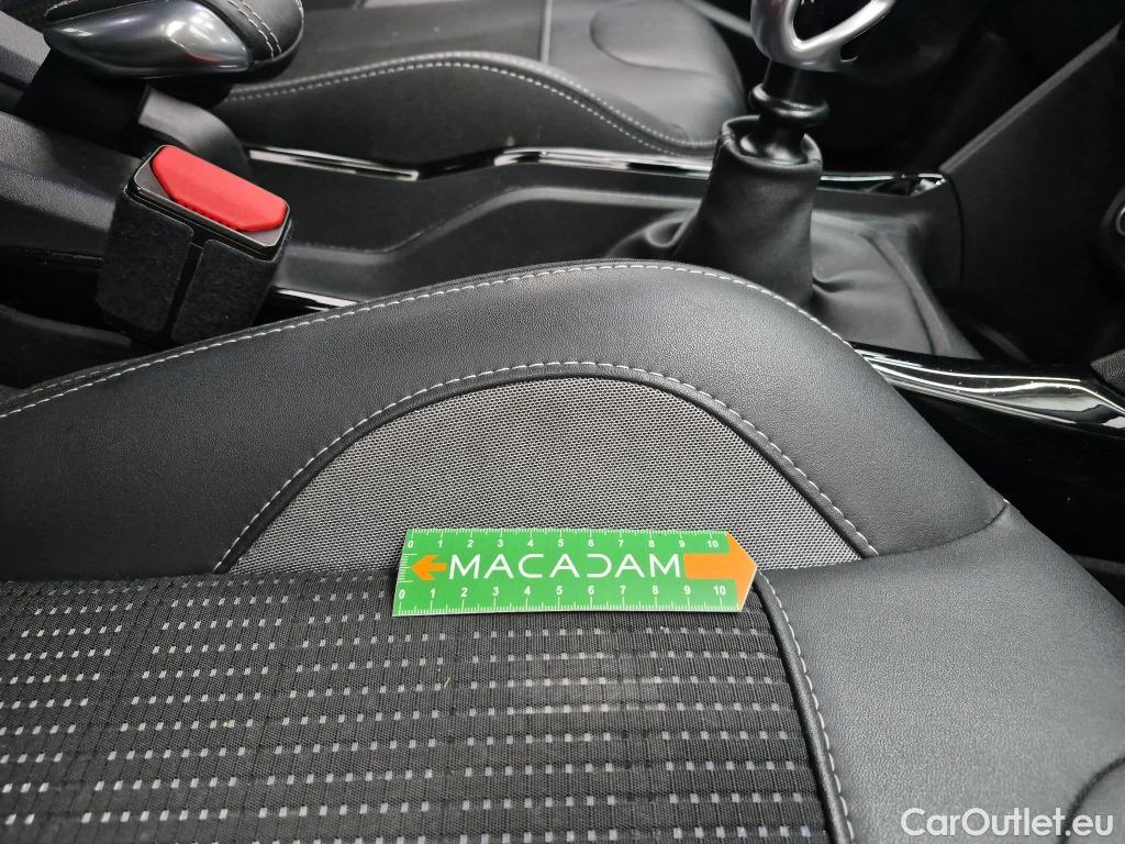  Peugeot  2008  Allure Business 1.2 PureTech 130CV BVM6 E6dT #16