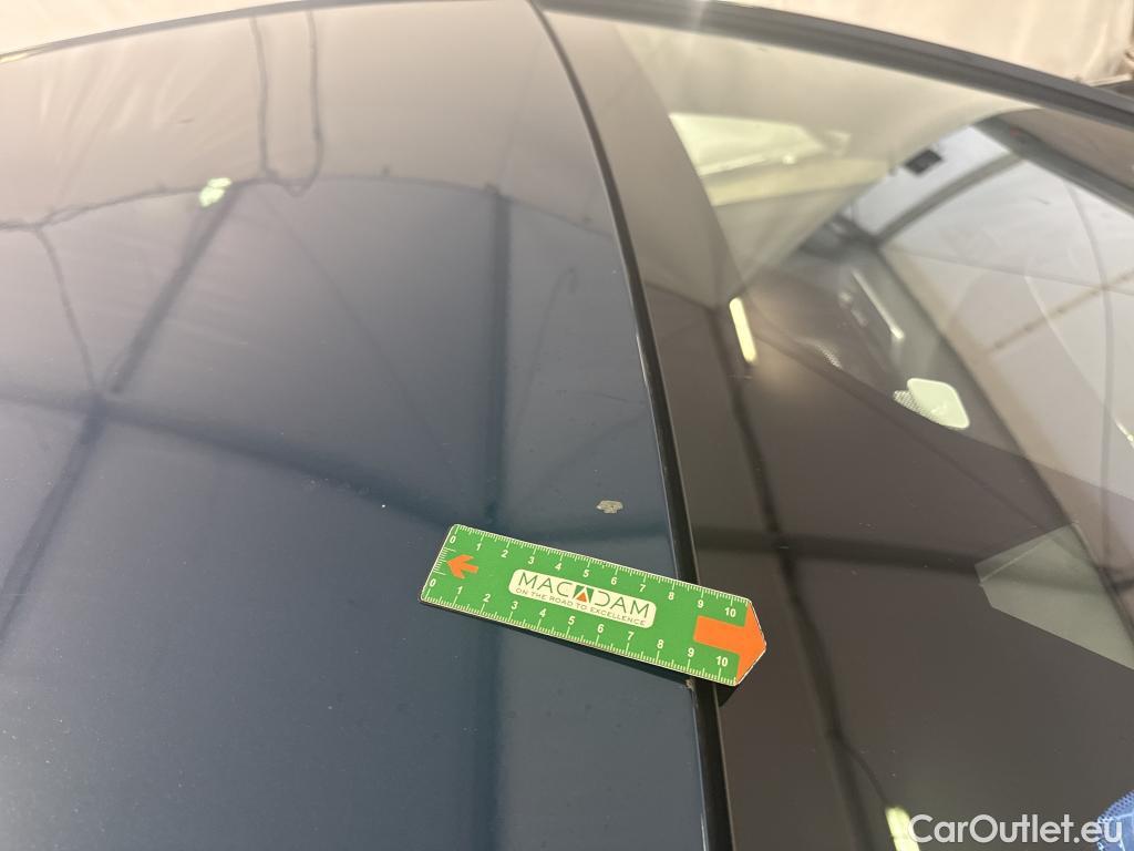  Peugeot  3008 PEUGEOT  / 2020 / 5P / SUV BlueHDi 130 S&S EAT8 Allure Pack #33