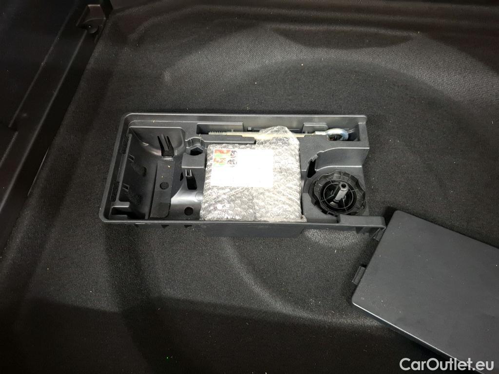  Peugeot  3008  Allure Business 1.2 PureTech 130CV BVA8 E6d #20