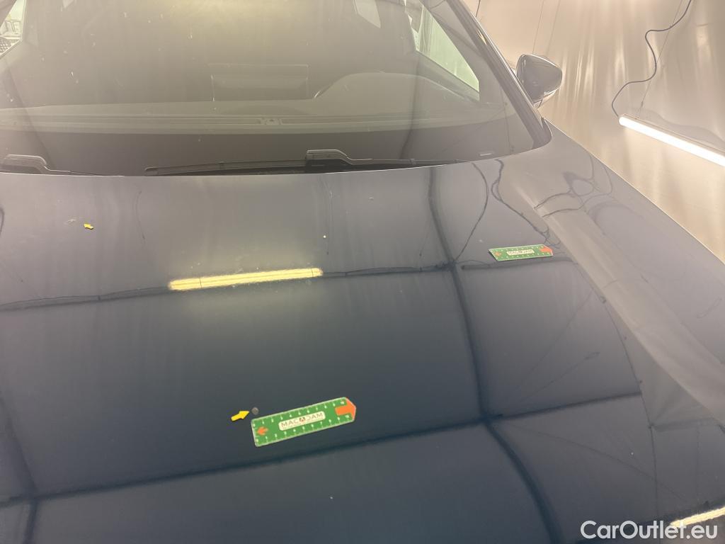  Peugeot  3008 PEUGEOT  / 2020 / 5P / SUV BlueHDi 130 S&S EAT8 Allure Pack #17