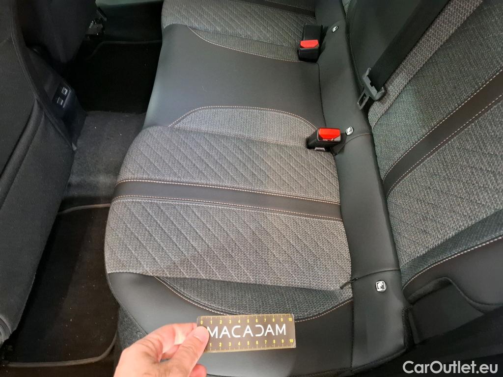  Peugeot  2008  Allure 1.2 PureTech 130CV BVA8 E6d #5