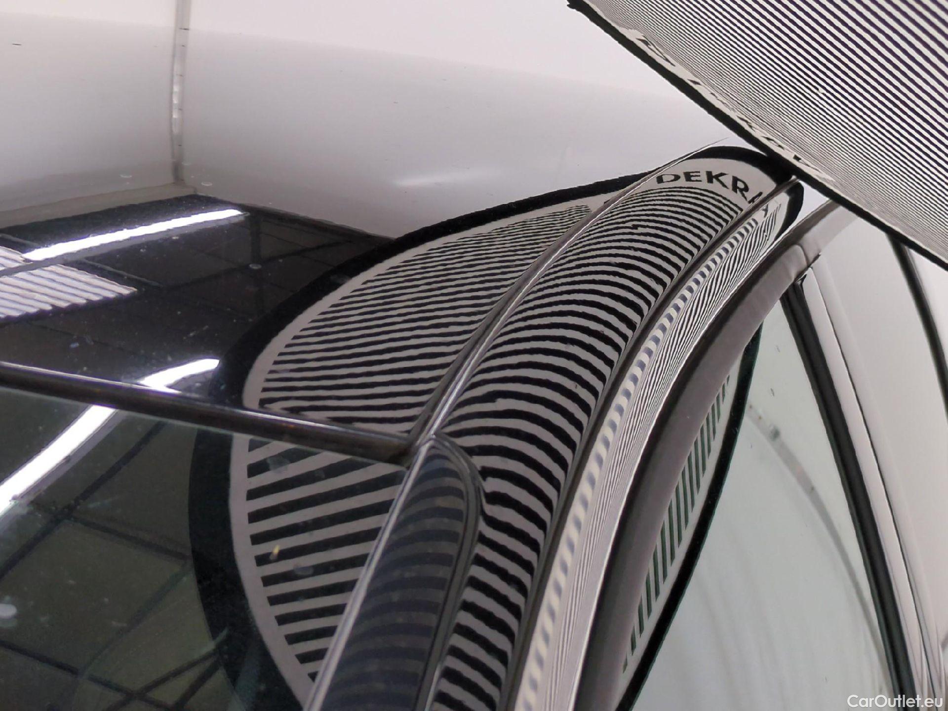  Peugeot  3008  GT Line 1.5 HDi 130CV BVA8 E6dT #52