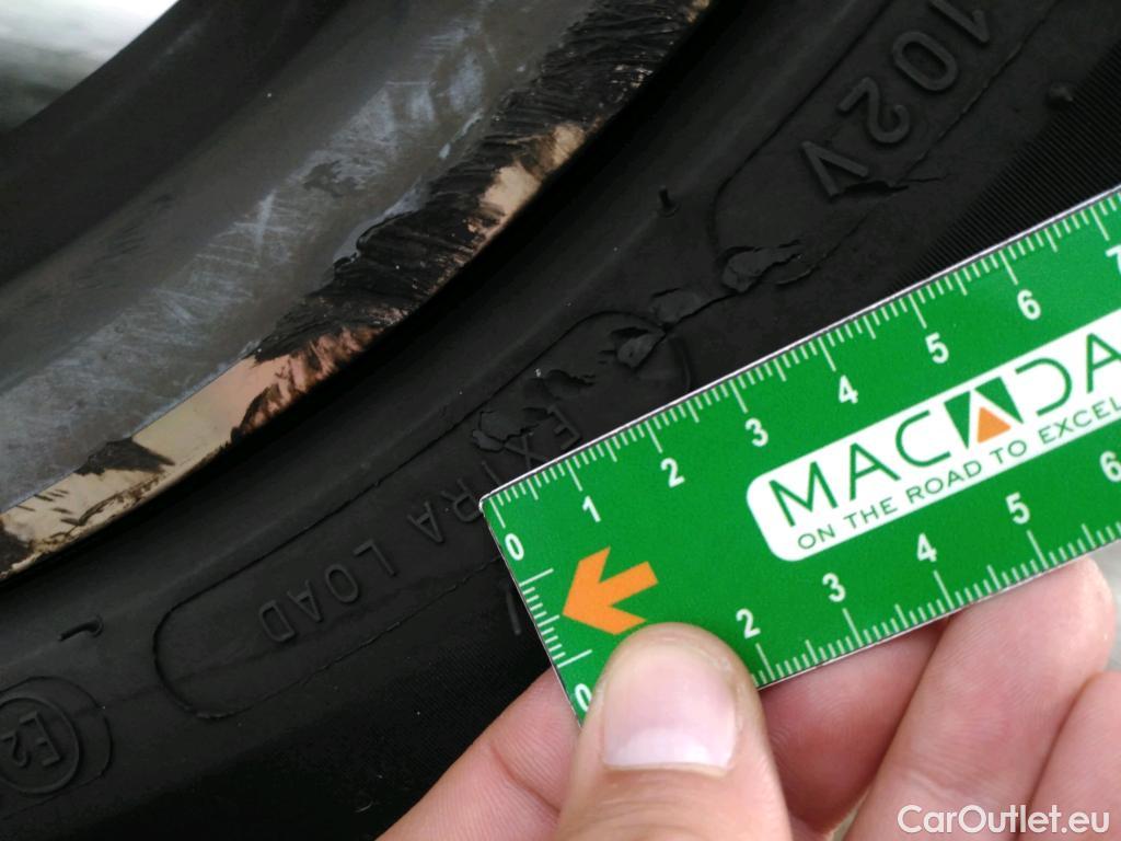  Peugeot  3008  Active Business 1.2 PureTech 130CV BVA8 E6d #2