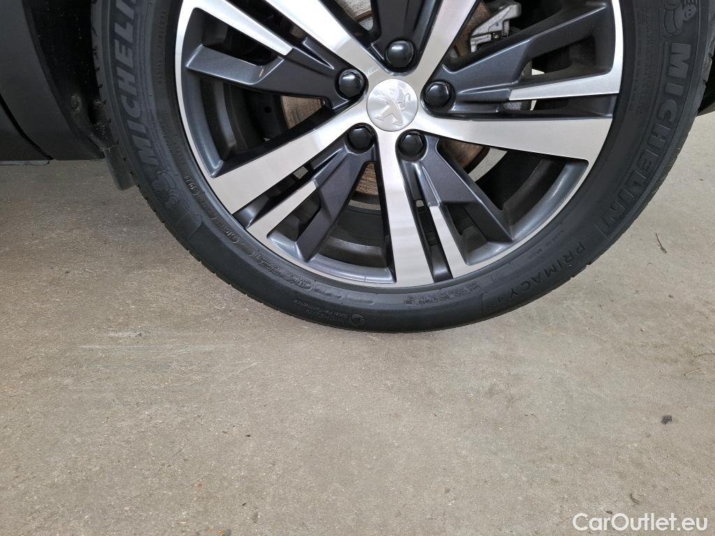  Peugeot  3008  Allure Business 1.2 PureTech 130CV BVA8 E6d #23