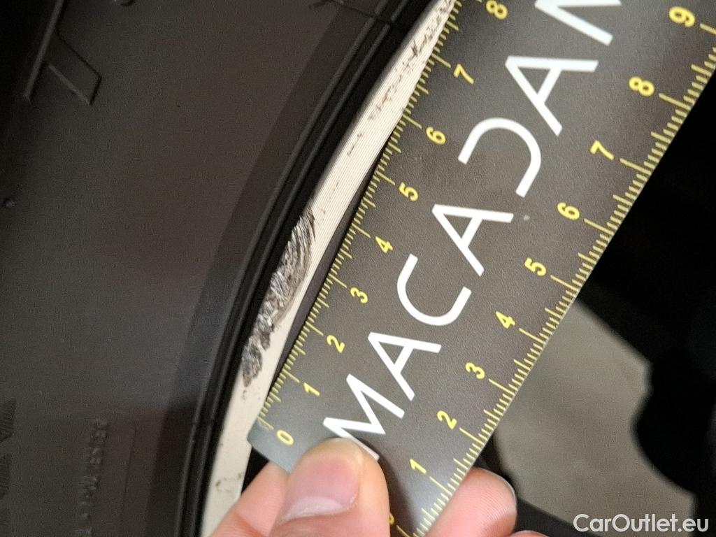  Peugeot  3008  Allure Business 1.2 PureTech 130CV BVA8 E6d #29