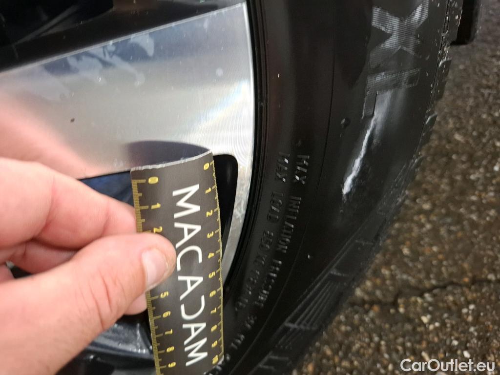  Peugeot  3008  Allure 1.2 PureTech 130CV BVM6 E6 #4