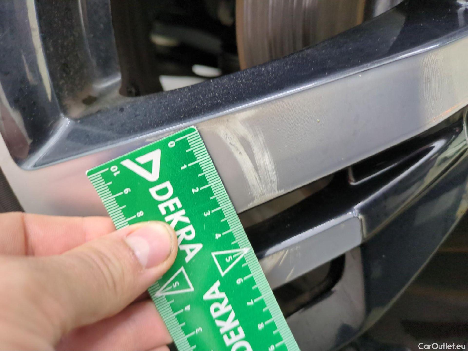  Peugeot  3008  GT Line 1.5 HDi 130CV BVA8 E6dT #8