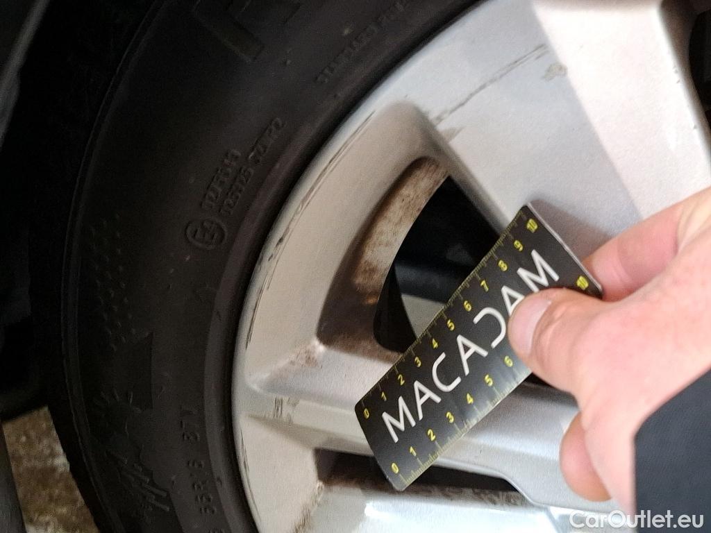  Nissan  Micra NISSAN  / 2016 / 5P / Berline IG-T 100 N-Connecta #10