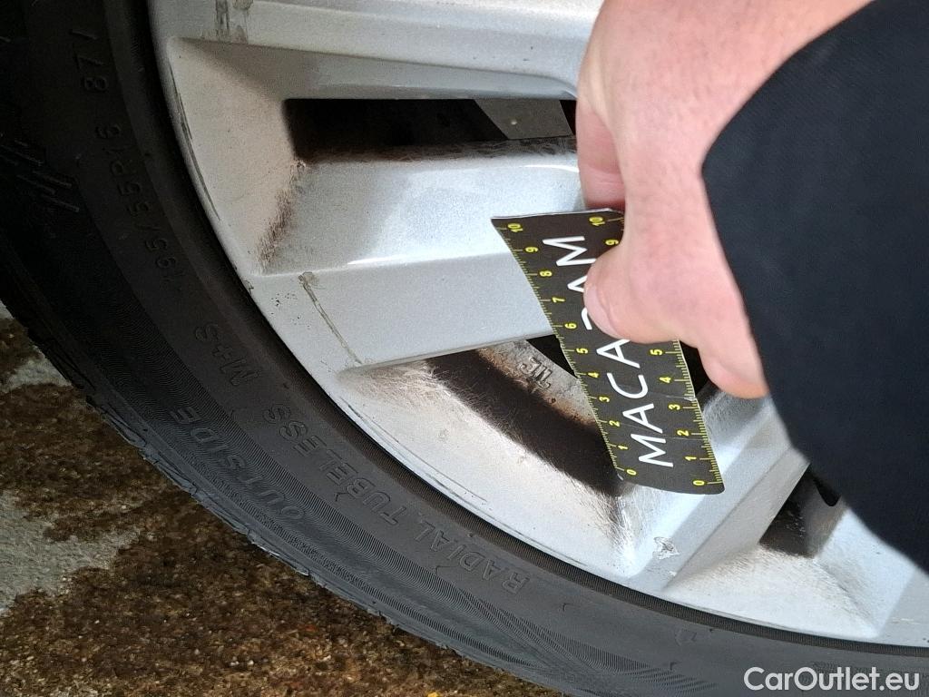  Nissan  Micra NISSAN  / 2016 / 5P / Berline IG-T 100 N-Connecta #11