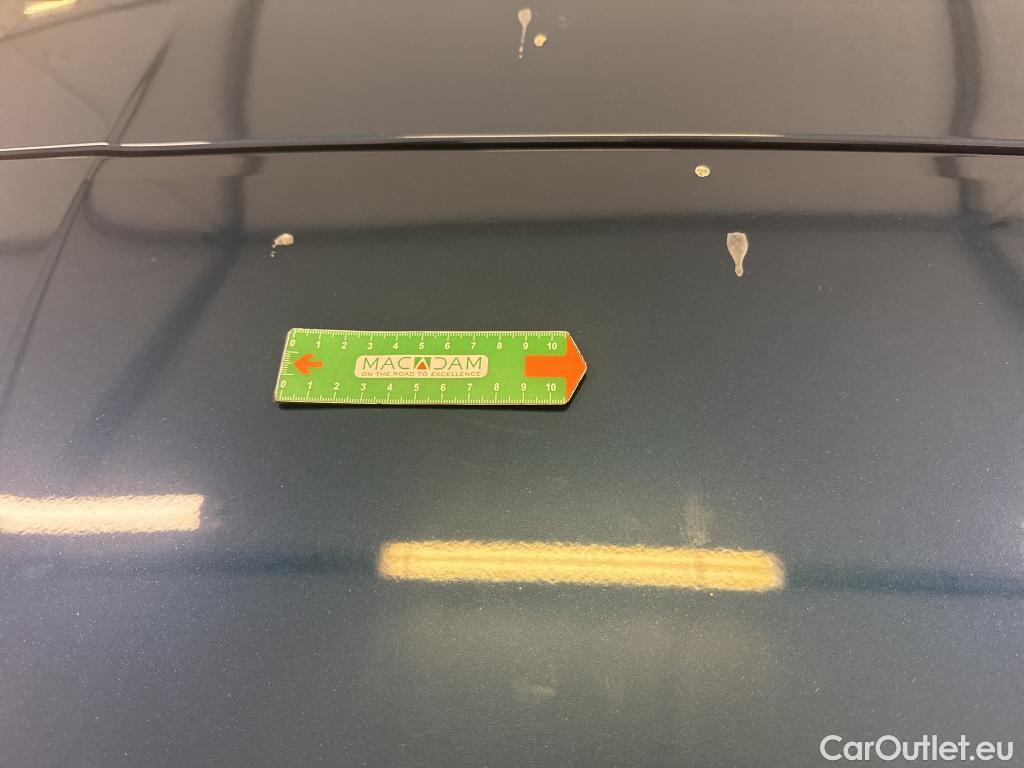  Peugeot  3008 PEUGEOT  / 2020 / 5P / SUV BlueHDi 130 S&S EAT8 Allure Pack #28