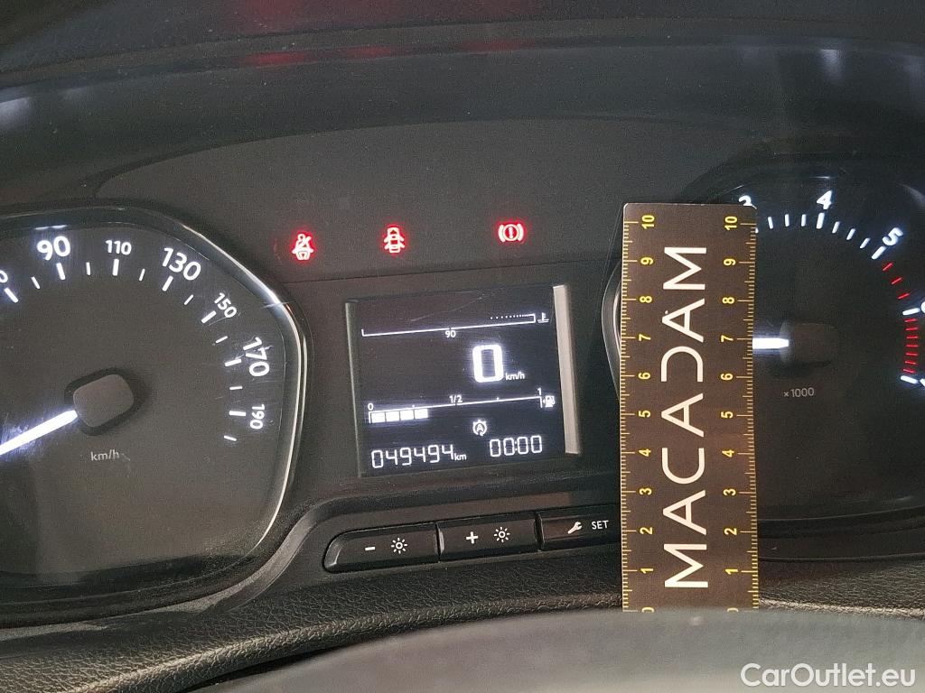  Peugeot  Expert  Kombi Standard 1.5 HDi 120CV BVM6 E6d #11