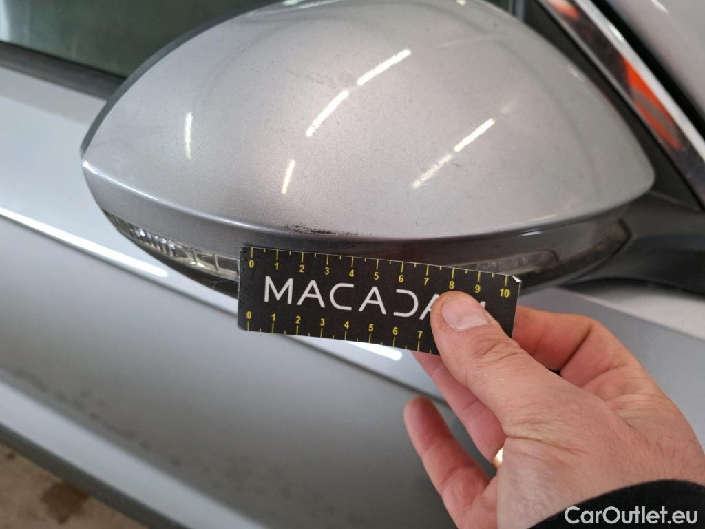  Volkswagen  T-ROC VOLKSWAGEN  / 2021 / 5P / SUV 1.5 TSI 150 EVO LIFE PLUS DSG7 #8