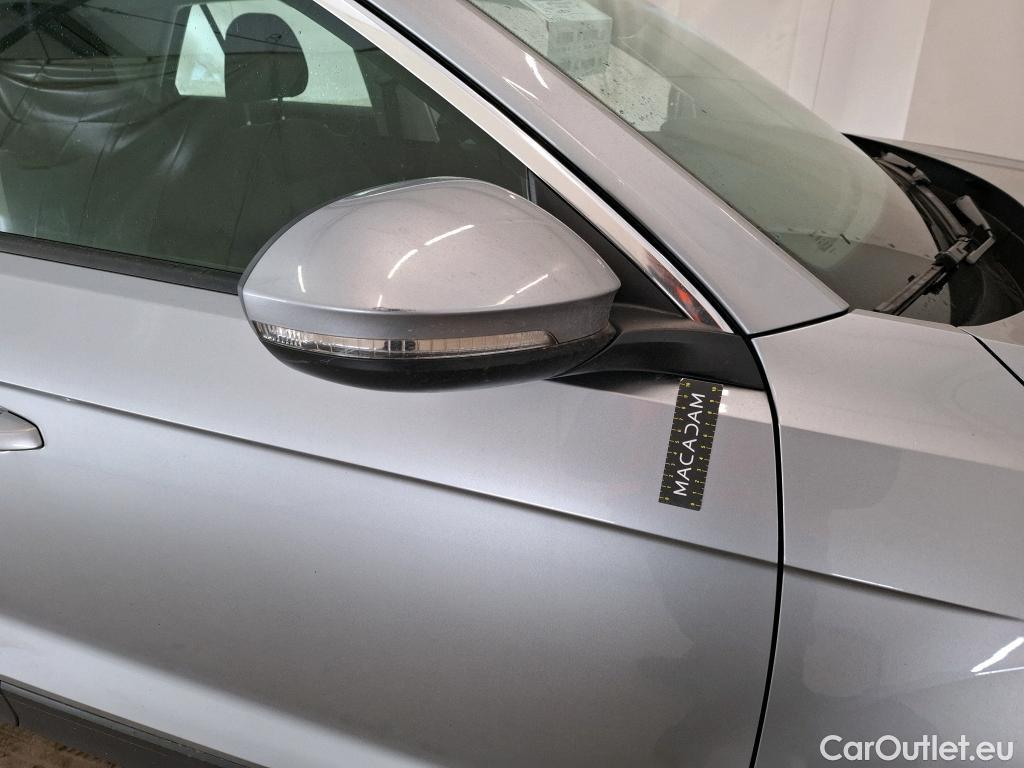  Volkswagen  T-ROC VOLKSWAGEN  / 2021 / 5P / SUV 1.5 TSI 150 EVO LIFE PLUS DSG7 #7