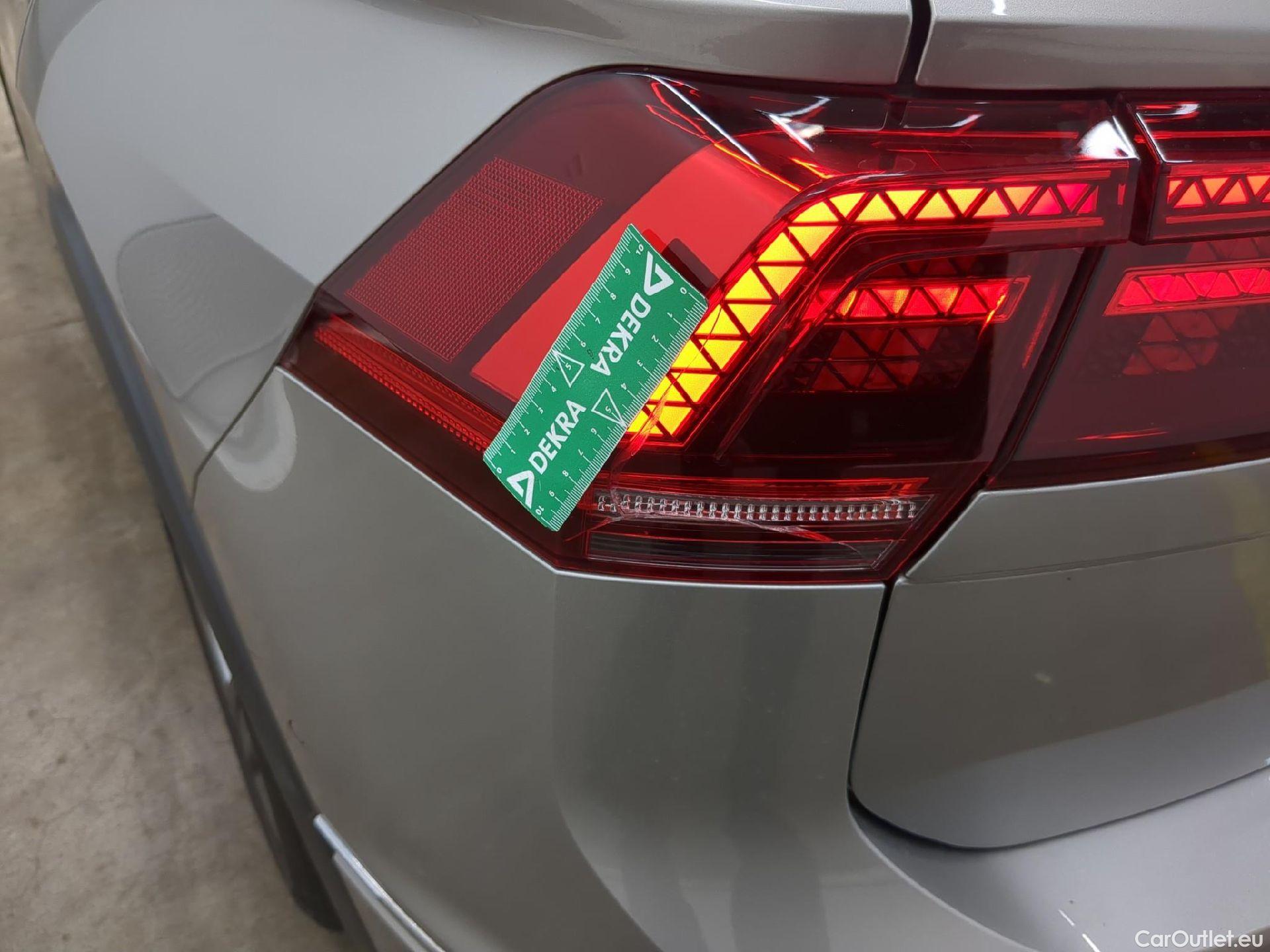  Volkswagen  Tiguan  Carat Exclusive 1.5 TSI 150 DSG7 Pack R Line #23