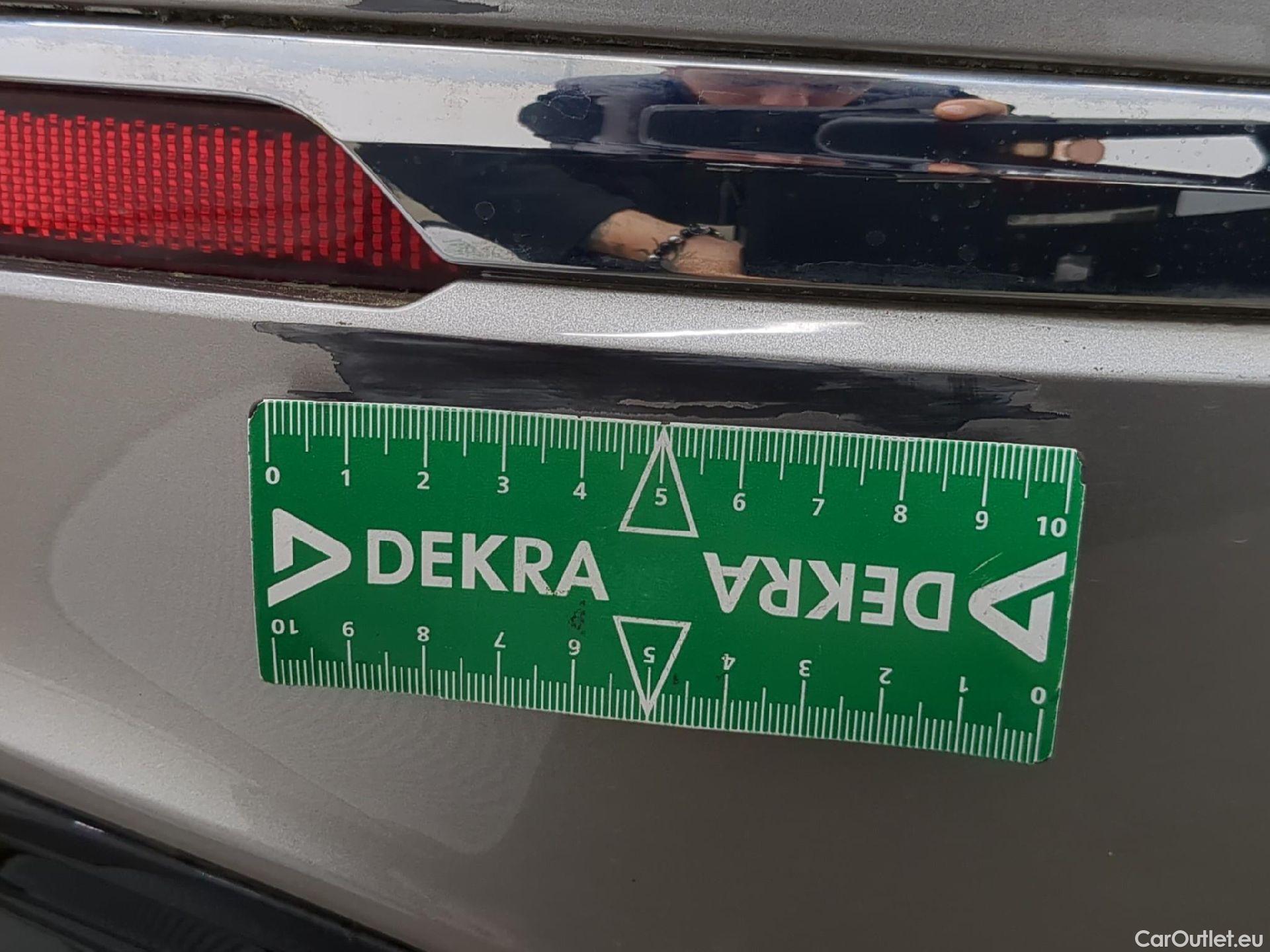  Volkswagen  Tiguan  Carat Exclusive 1.5 TSI 150 DSG7 Pack R Line #21