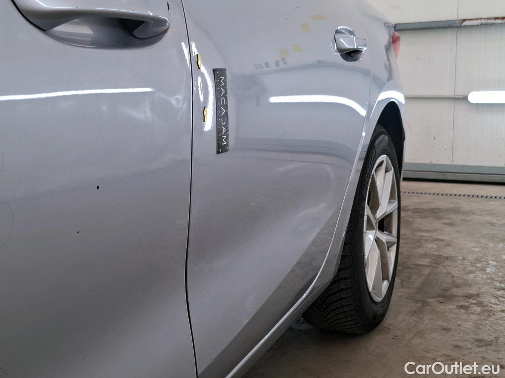  Seat  Leon SEAT  Sportstourer / 2020 / 5P / Break 2.0 TDI 150 DSG S&S Style Business #2