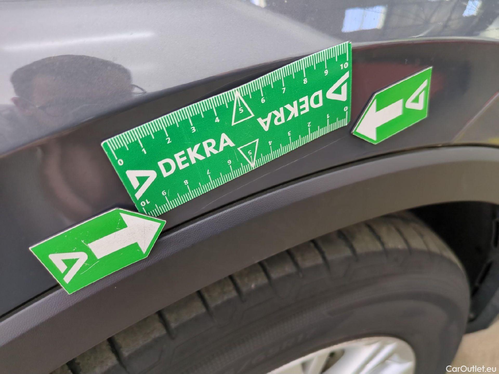  Volkswagen  Tiguan VOLKSWAGEN  / 2020 / 5P / SUV 1.5 TSI 150 DSG7 Life Busines #6