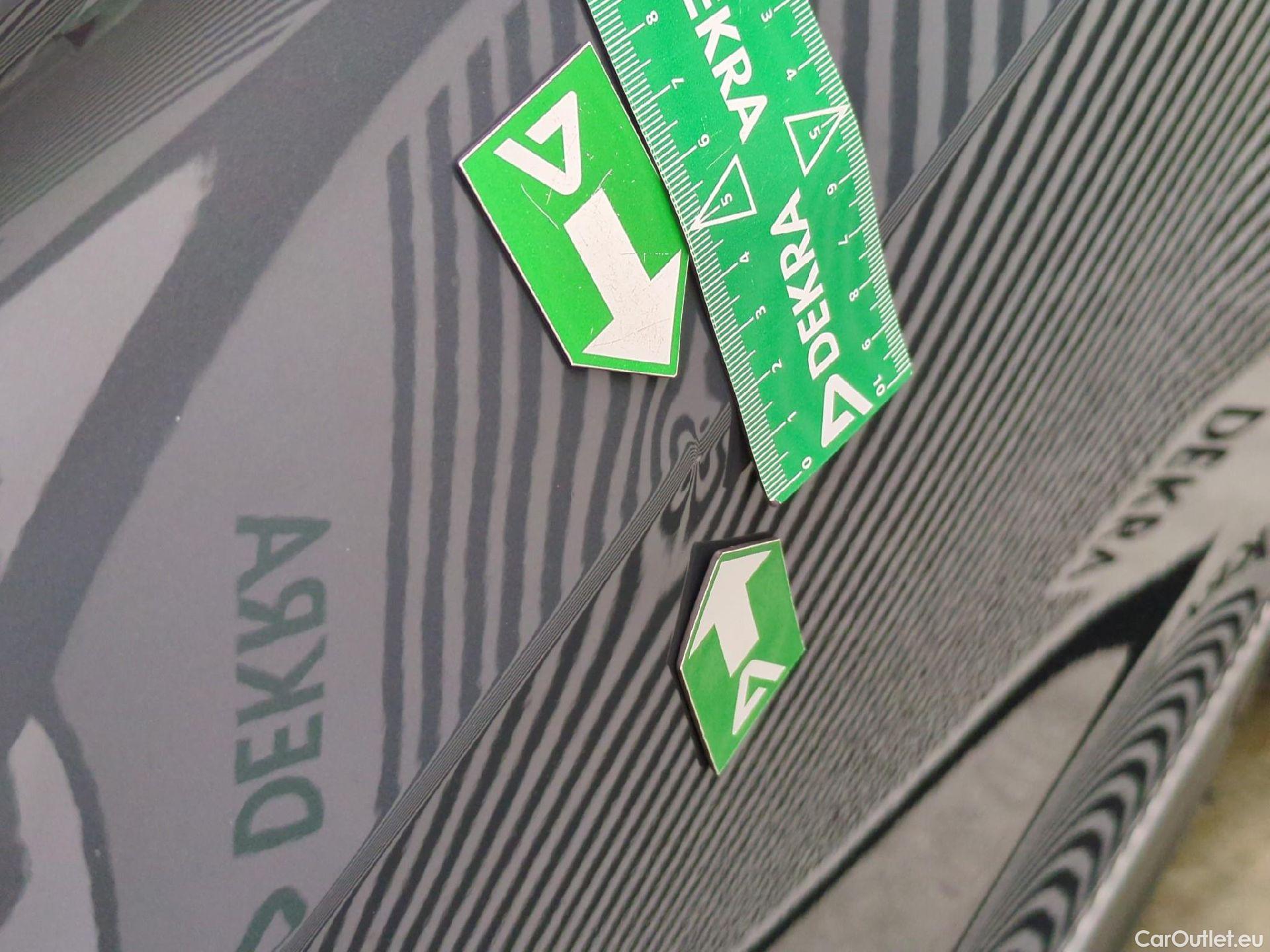  Volkswagen  Tiguan VOLKSWAGEN  / 2020 / 5P / SUV 1.5 TSI 150 DSG7 Life Busines #12