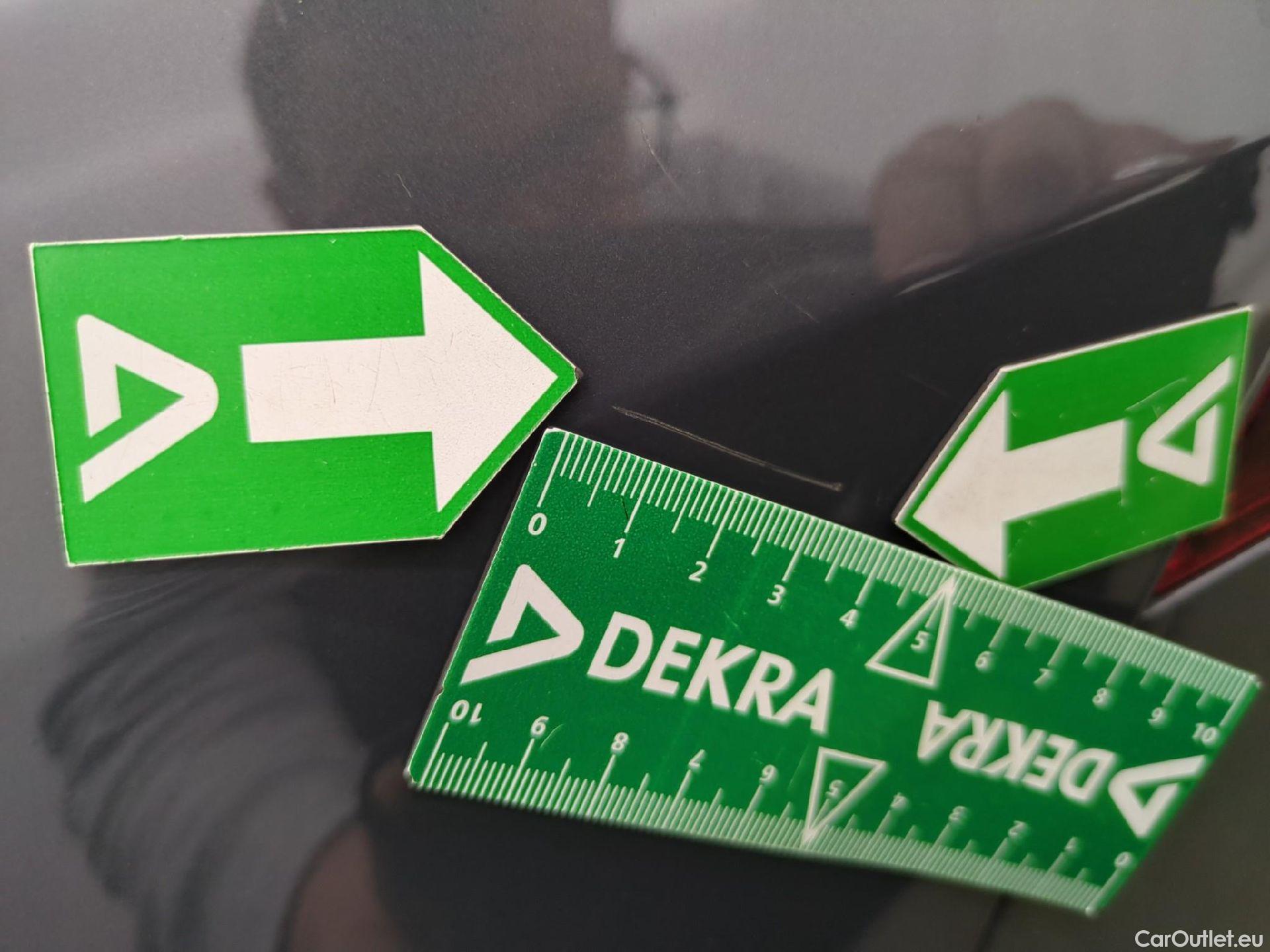  Volkswagen  Tiguan VOLKSWAGEN  / 2020 / 5P / SUV 1.5 TSI 150 DSG7 Life Busines #15